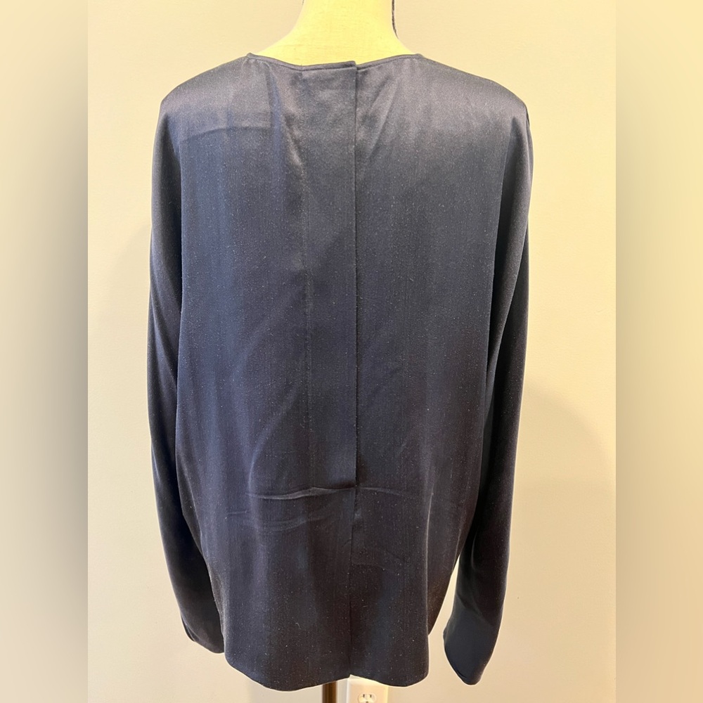 Vince Crewneck Long Sleeve 100% Silk Blouse - Picture 2 of 7
